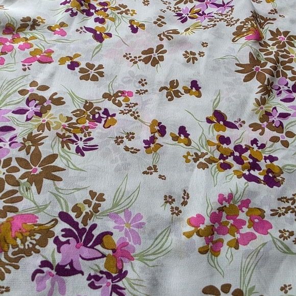 Twentyone Floral Peasant Top - Size Medium - Picture 2 of 7